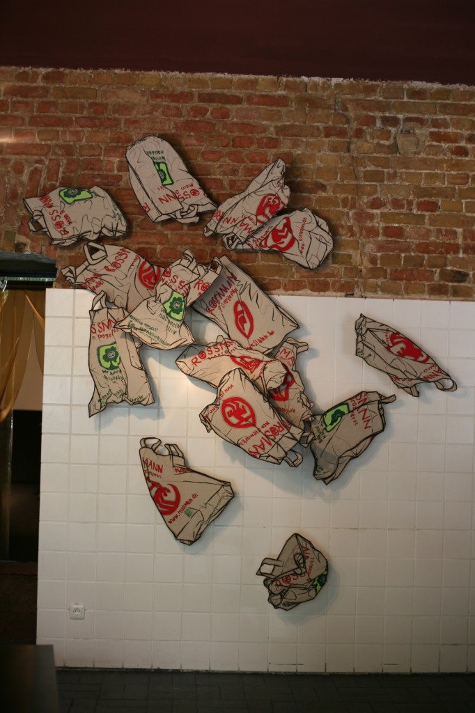 Rossman plastic bag drawings at La Ultima Cena.